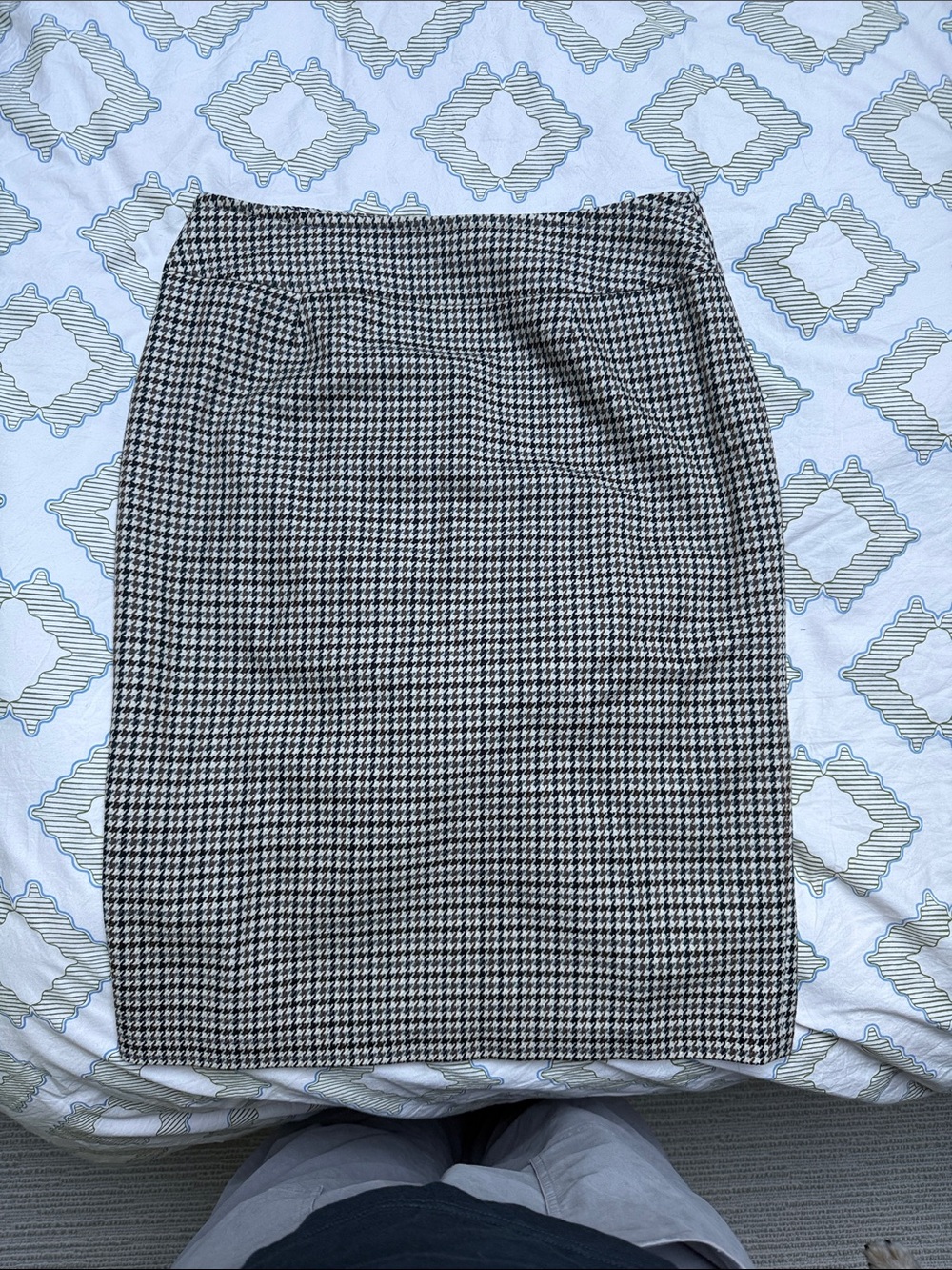 Brooks Brothers Women's Black & White Houndstooth Pencil Skirt size 10